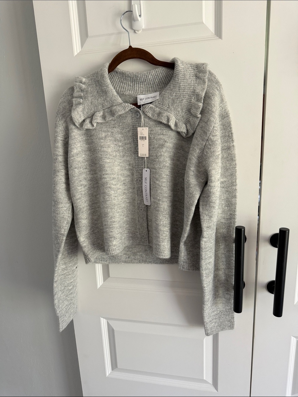 Anthro Self Contrast Light Gray Ruffle-Collar Zip Knit Cardigan‎ large